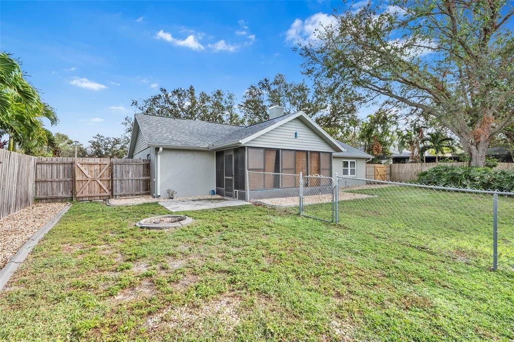 For Sale: $435,000 (3 beds, 2 baths, 1572 Square Feet)