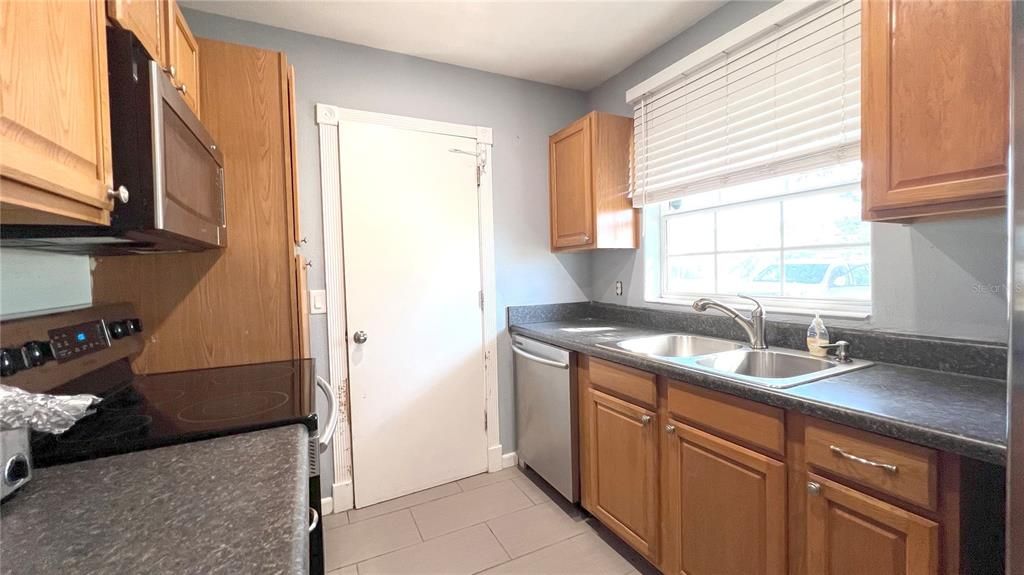 Kitchen/entrance to garage