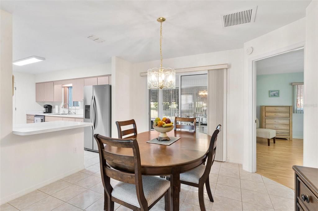 Dining Area with Sliding Doors leading to Lanai Area