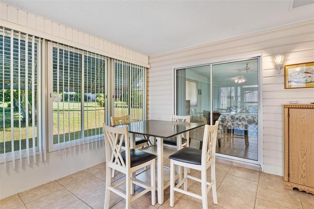 Active With Contract: $249,900 (2 beds, 2 baths, 1390 Square Feet)