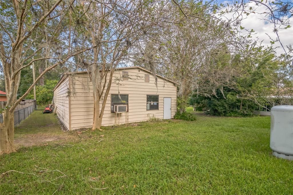 For Sale: $356,000 (3 beds, 2 baths, 1760 Square Feet)