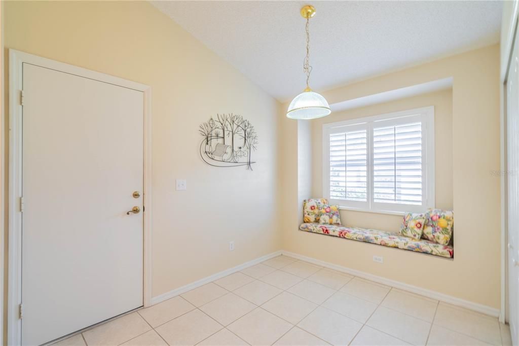 For Sale: $260,000 (2 beds, 2 baths, 1435 Square Feet)