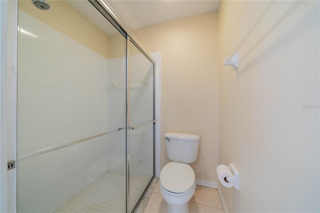 For Sale: $260,000 (2 beds, 2 baths, 1435 Square Feet)