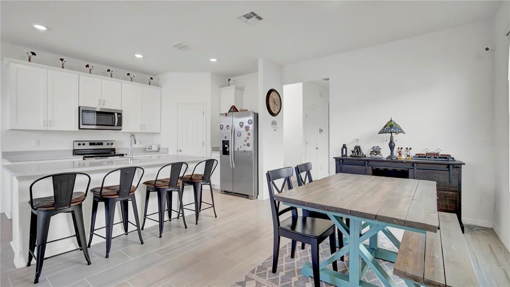 Kitchen/Dining Area