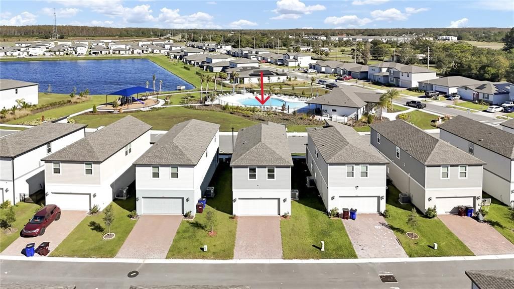 Aerial View walkable distance to the pool and playground