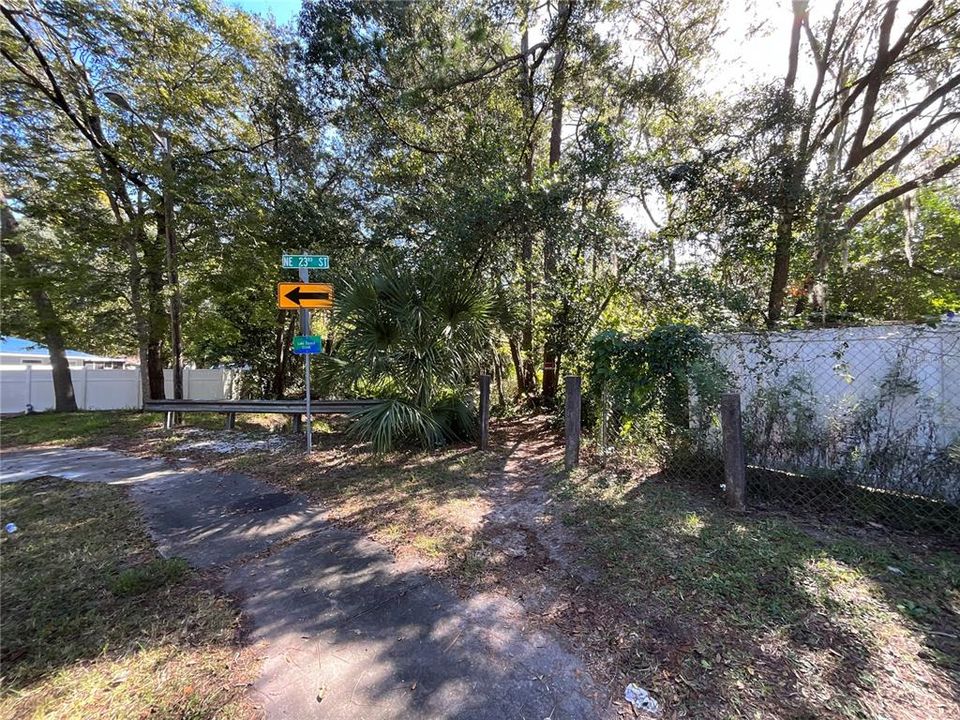 For Sale: $1,275,000 (4.66 acres)