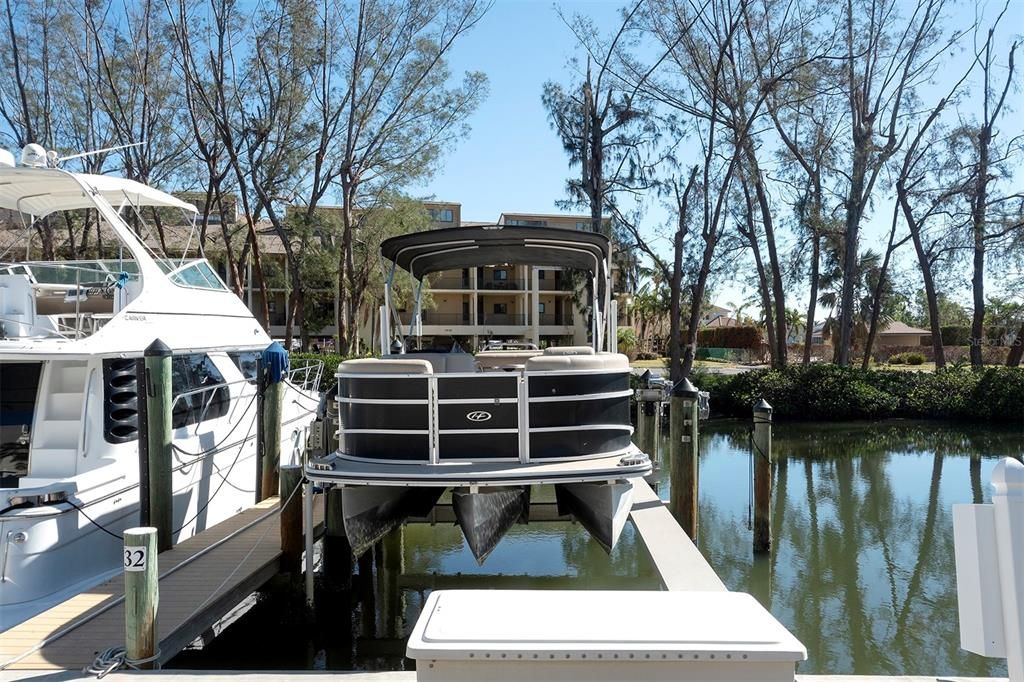 35 foot boat slip with lift.