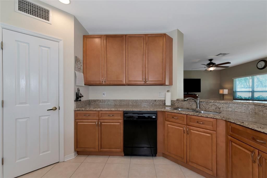 For Sale: $429,900 (3 beds, 2 baths, 2254 Square Feet)