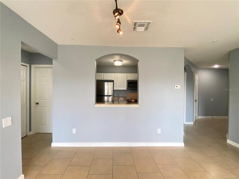 For Rent: $1,650 (2 beds, 2 baths, 1045 Square Feet)