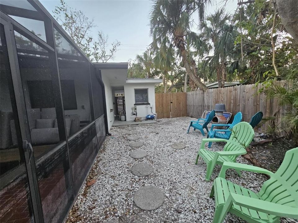 For Sale: $1,325,000 (4 beds, 2 baths, 2146 Square Feet)