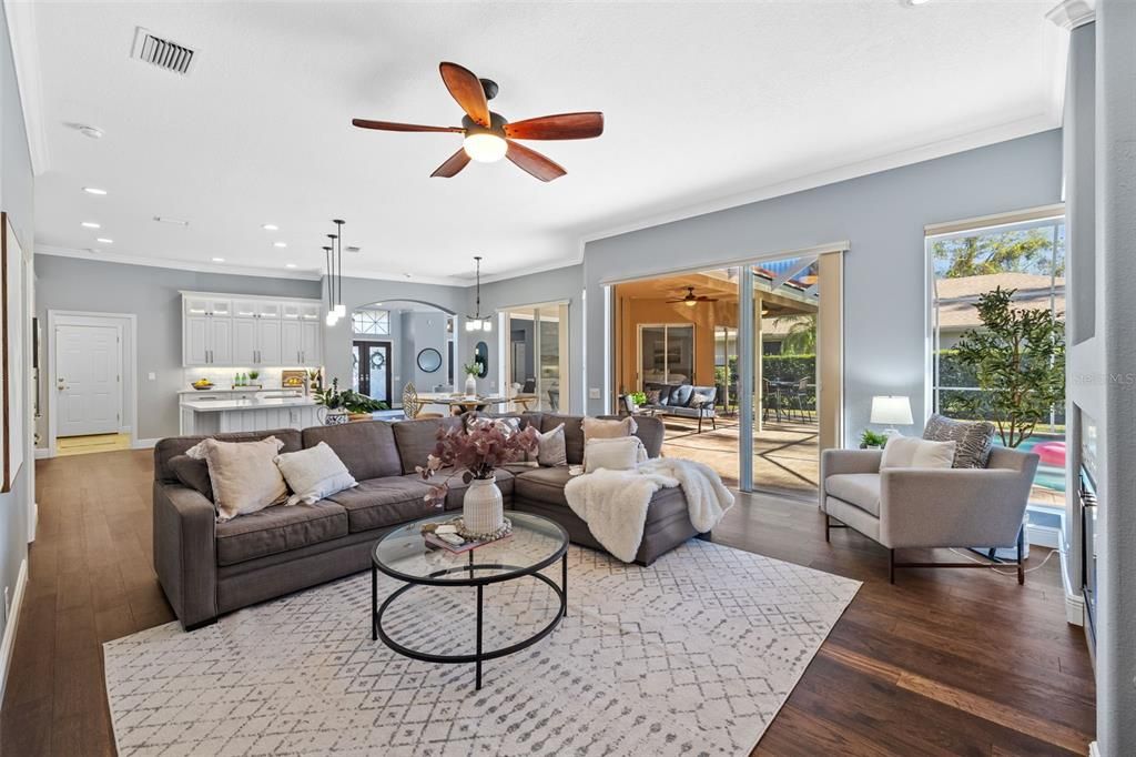 Active With Contract: $1,050,000 (4 beds, 3 baths, 2731 Square Feet)