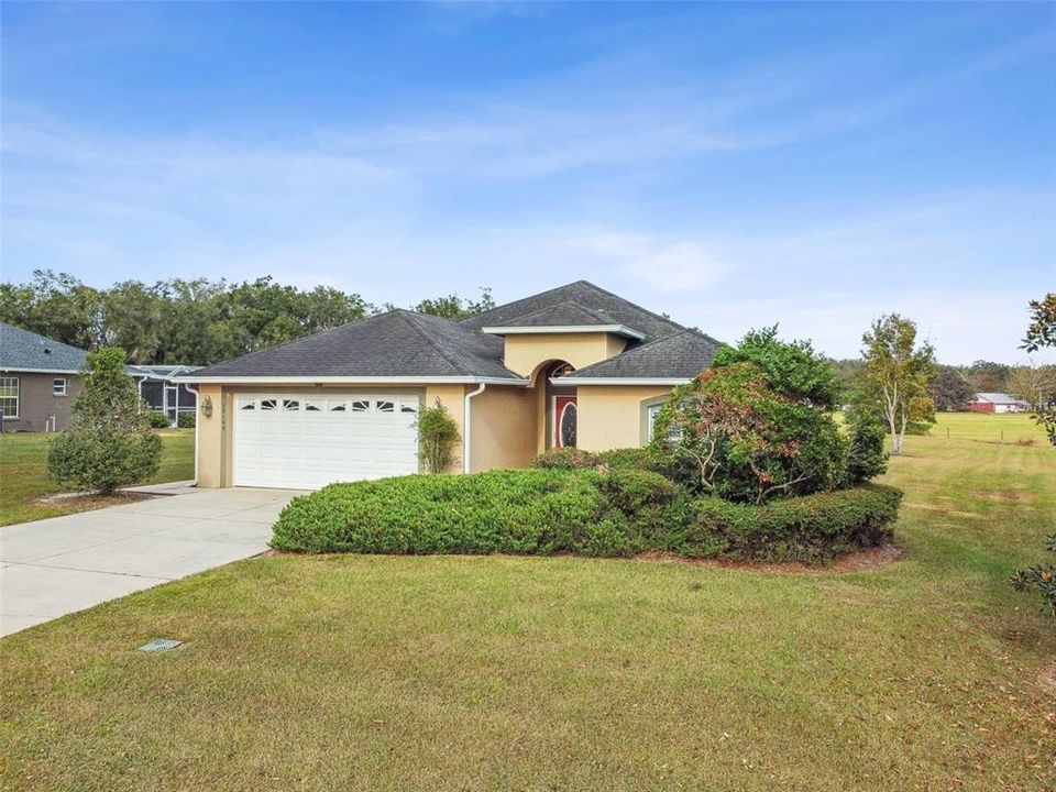 Active With Contract: $399,900 (4 beds, 2 baths, 2093 Square Feet)