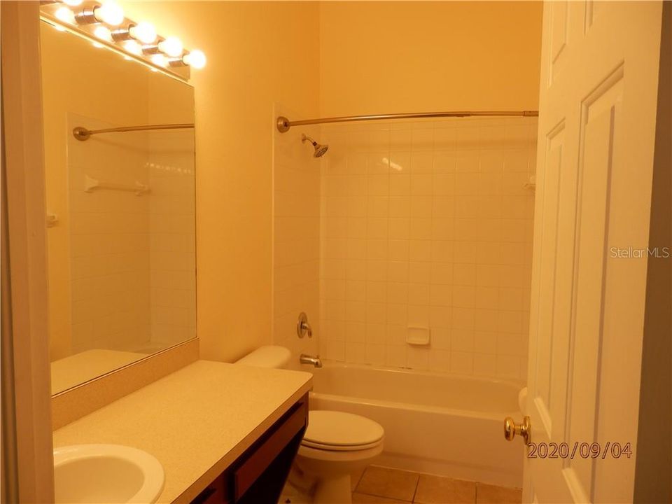 For Rent: $2,500 (2 beds, 2 baths, 1269 Square Feet)