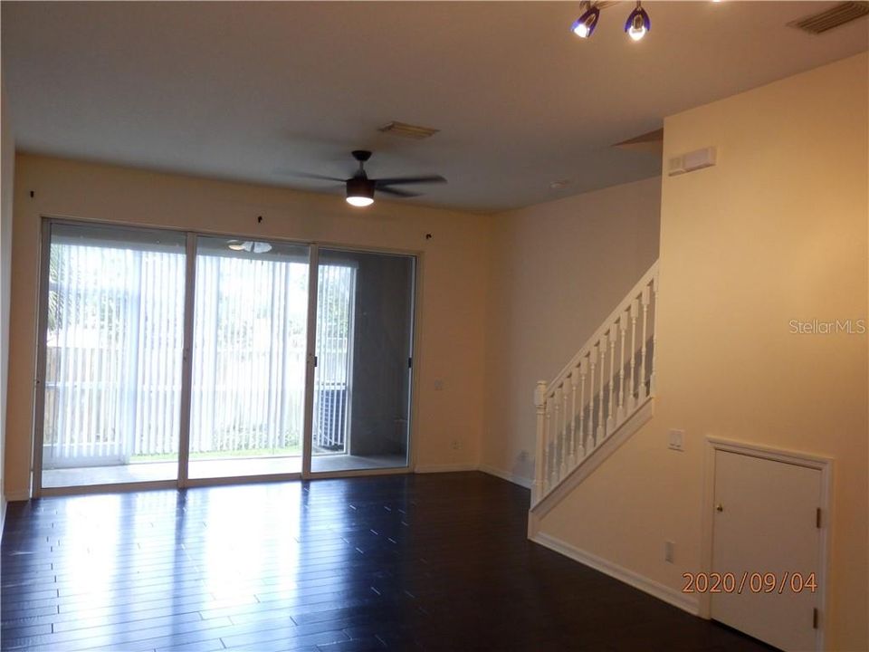 For Rent: $2,500 (2 beds, 2 baths, 1269 Square Feet)