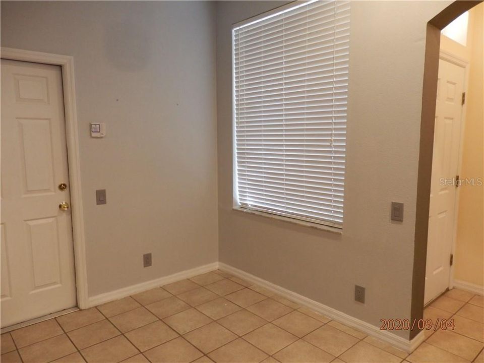 For Rent: $2,500 (2 beds, 2 baths, 1269 Square Feet)