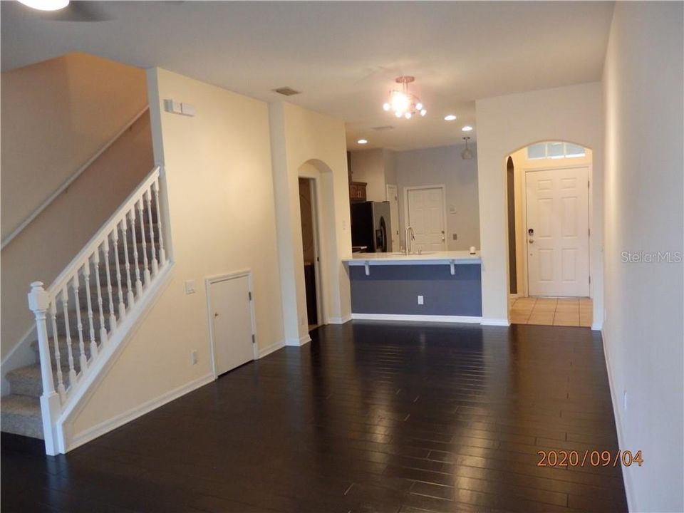 For Rent: $2,500 (2 beds, 2 baths, 1269 Square Feet)