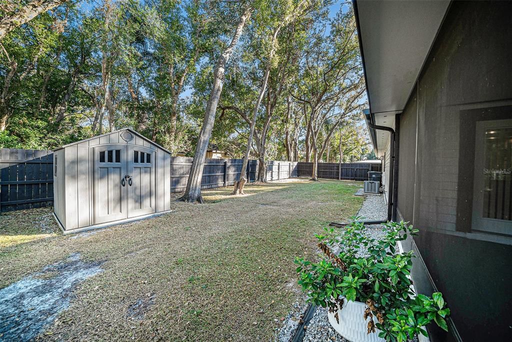 For Sale: $460,000 (3 beds, 2 baths, 1571 Square Feet)