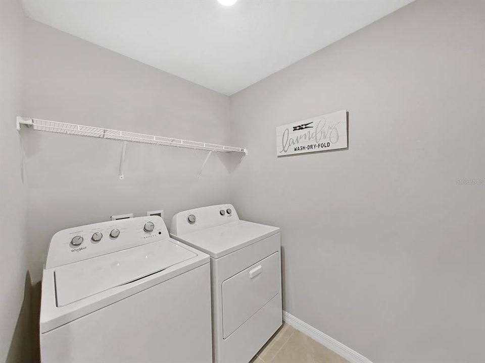 For Sale: $459,000 (4 beds, 2 baths, 2328 Square Feet)