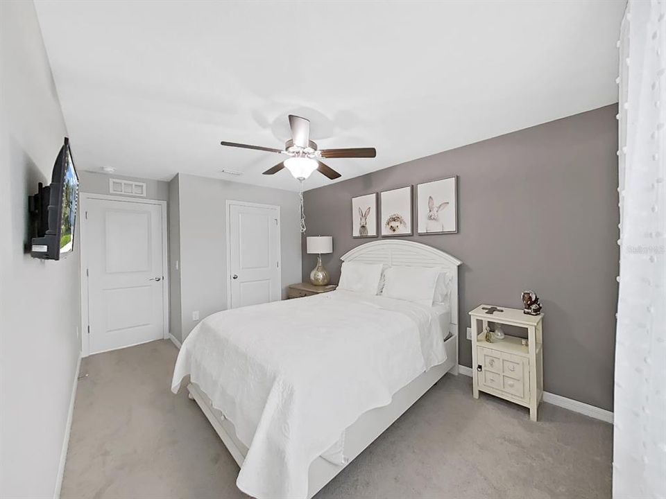 For Sale: $459,000 (4 beds, 2 baths, 2328 Square Feet)