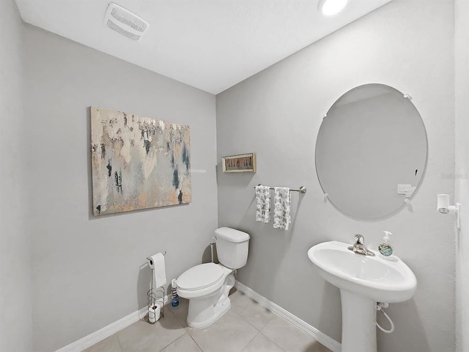 For Sale: $459,000 (4 beds, 2 baths, 2328 Square Feet)