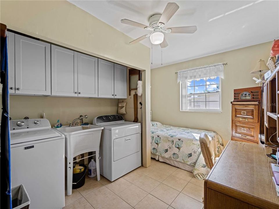 For Sale: $329,000 (3 beds, 2 baths, 1436 Square Feet)