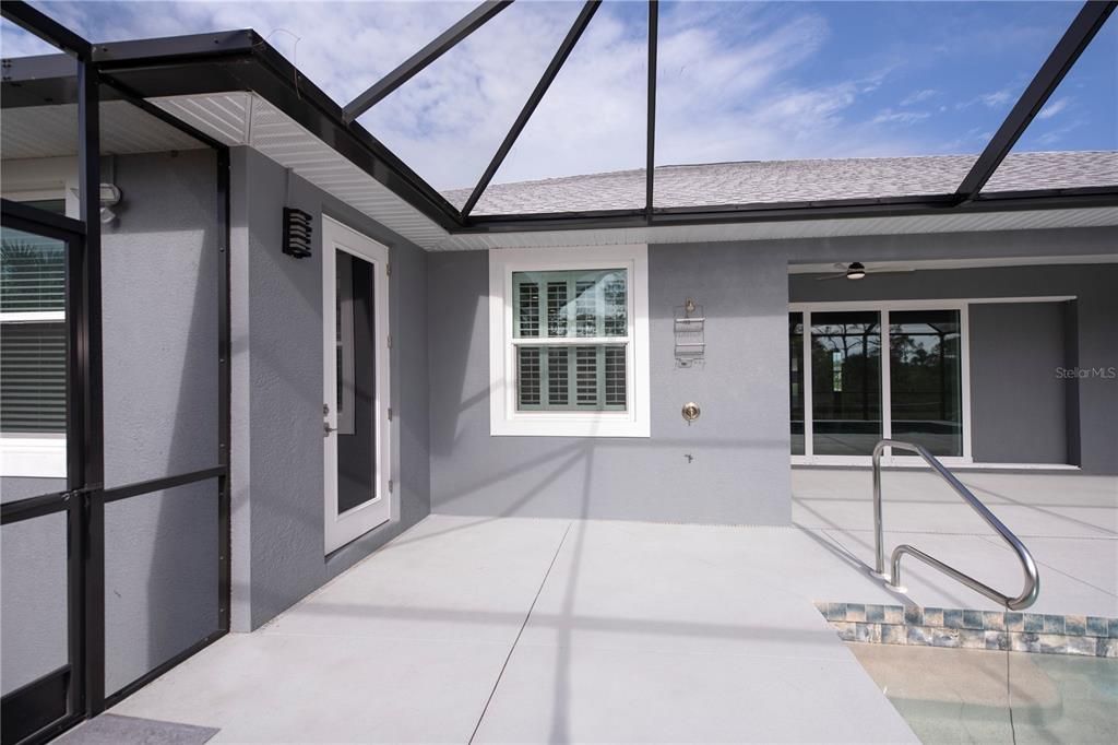 For Sale: $579,500 (3 beds, 2 baths, 1903 Square Feet)