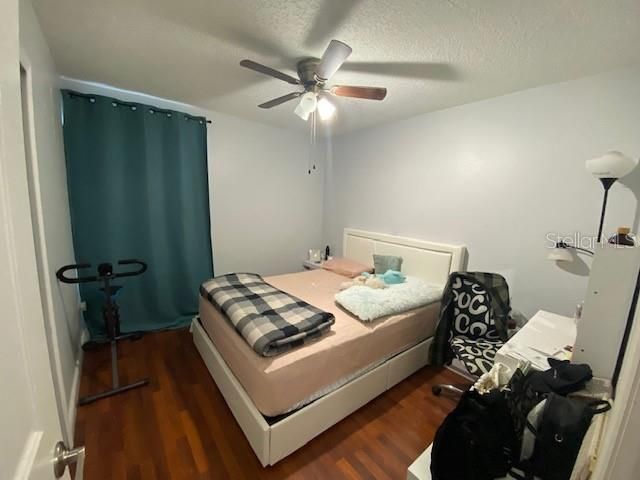 For Sale: $440,000 (4 beds, 2 baths, 1890 Square Feet)