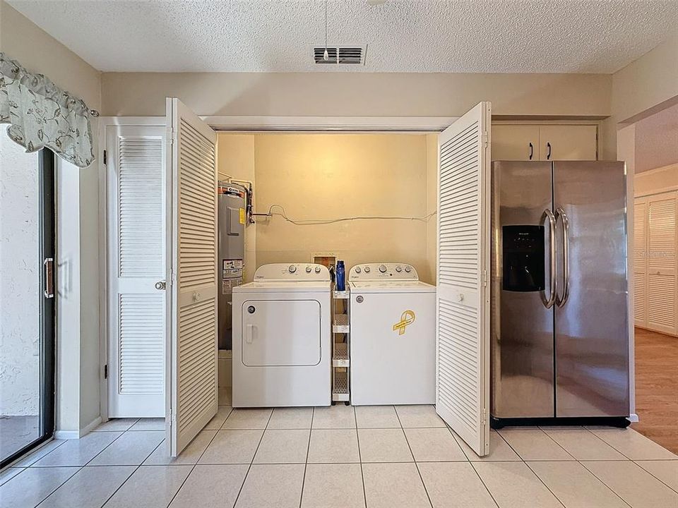 For Sale: $167,500 (2 beds, 2 baths, 1144 Square Feet)