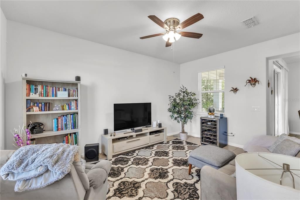 Active With Contract: $425,000 (3 beds, 2 baths, 1447 Square Feet)