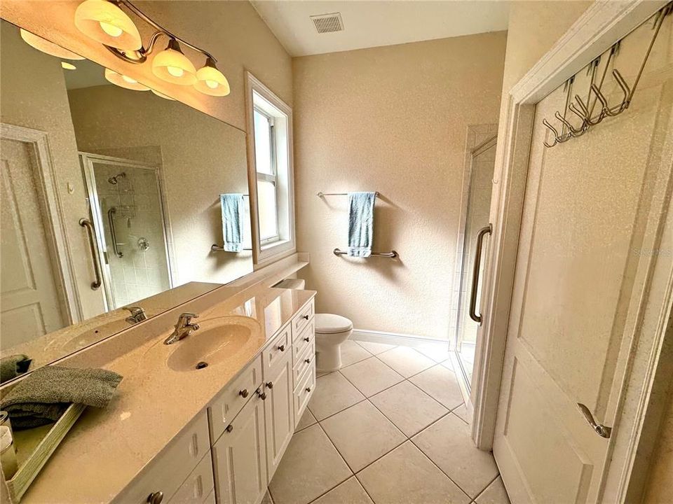 En-suite bathroom