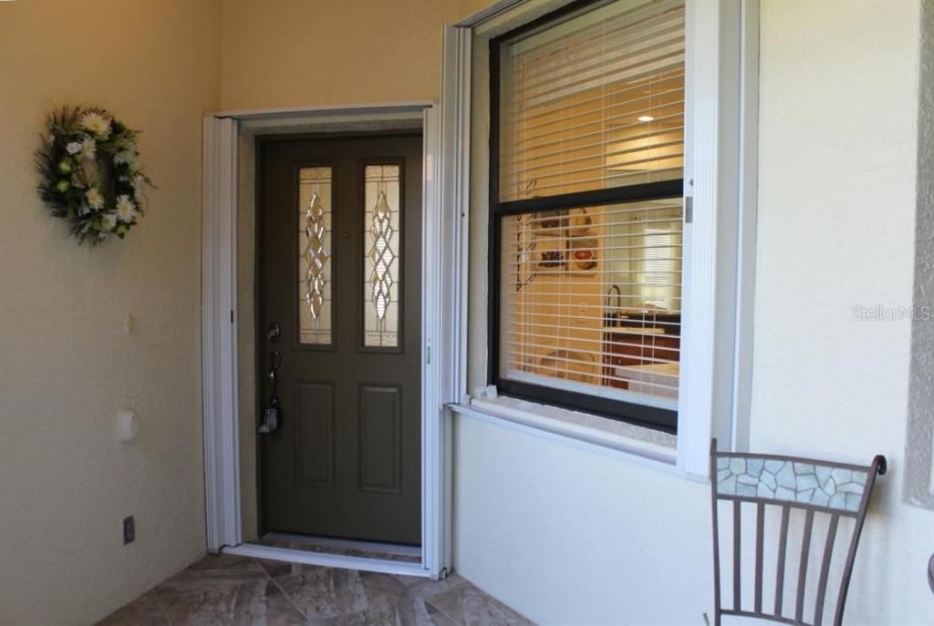 For Sale: $339,900 (2 beds, 2 baths, 1560 Square Feet)