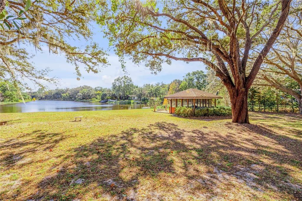 For Sale: $985,000 (3 beds, 3 baths, 2487 Square Feet)