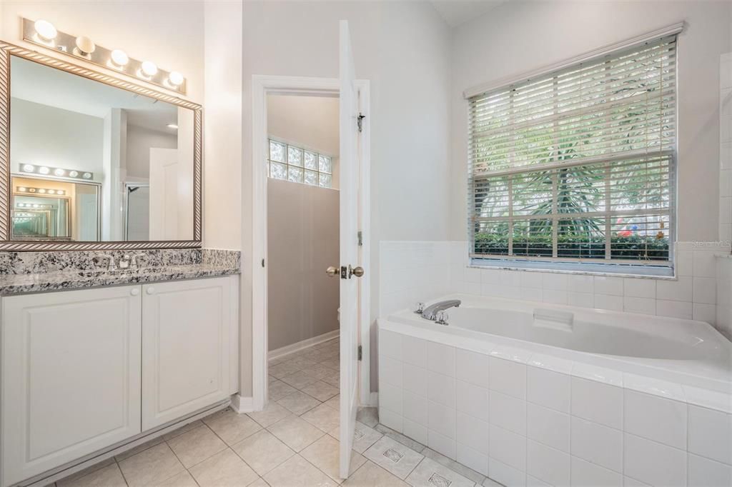 Active With Contract: $470,000 (4 beds, 3 baths, 2141 Square Feet)