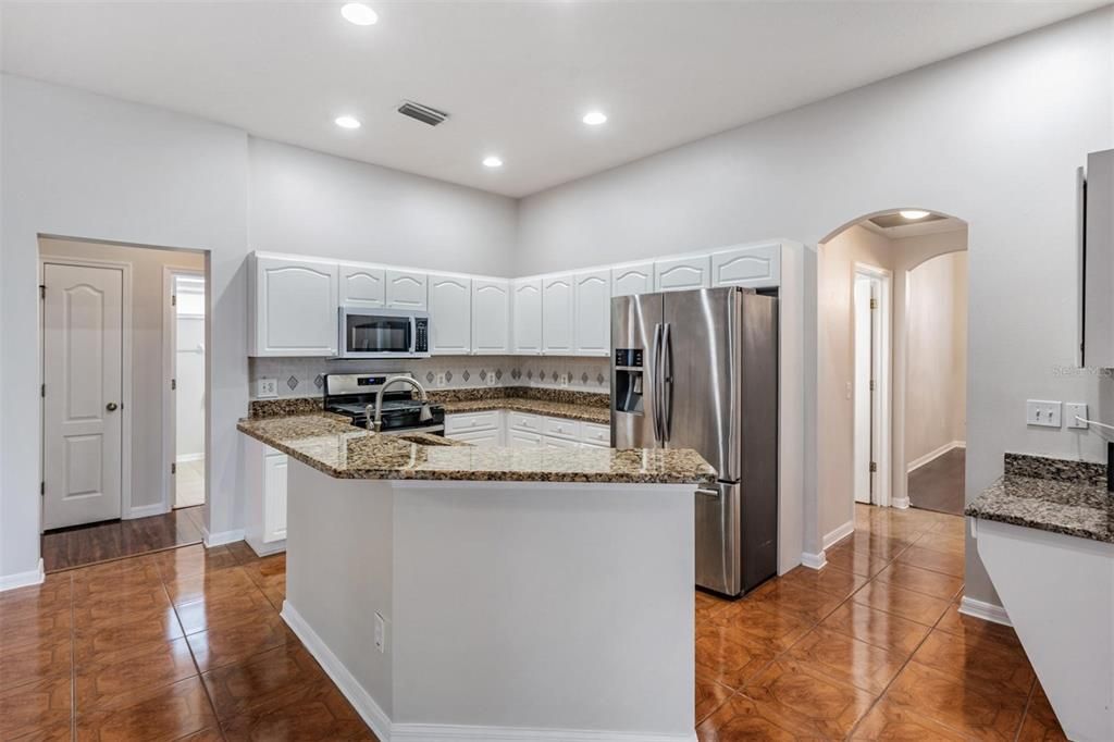 Active With Contract: $470,000 (4 beds, 3 baths, 2141 Square Feet)