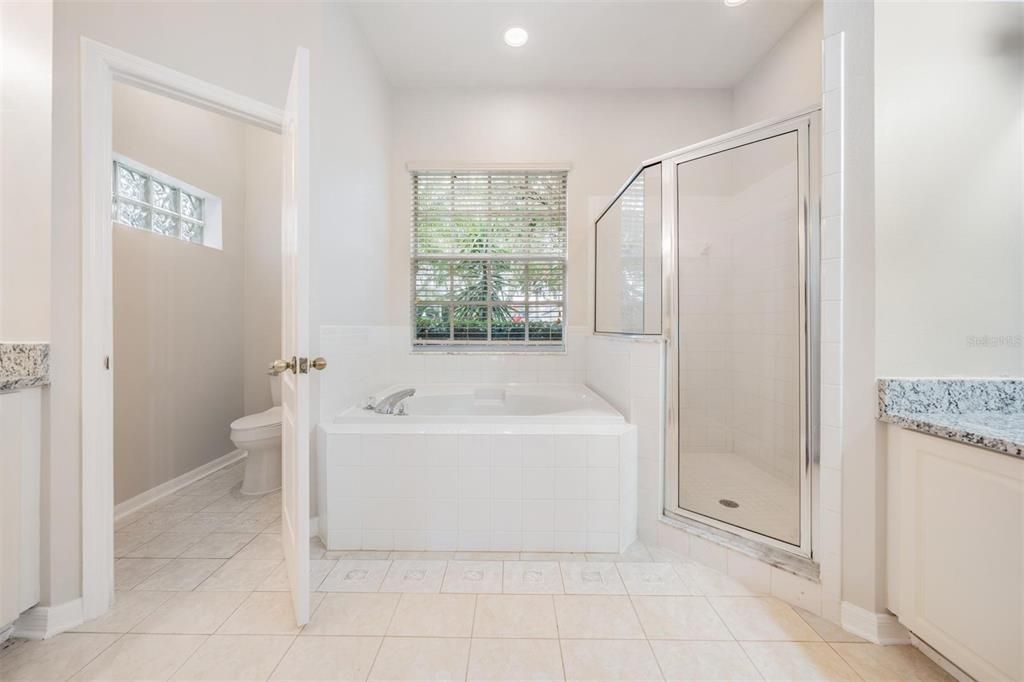 Active With Contract: $470,000 (4 beds, 3 baths, 2141 Square Feet)