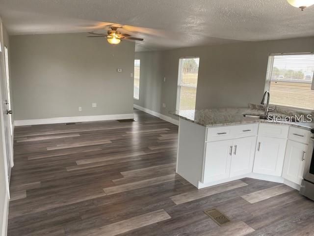 For Rent: $1,350 (2 beds, 1 baths, 1260 Square Feet)