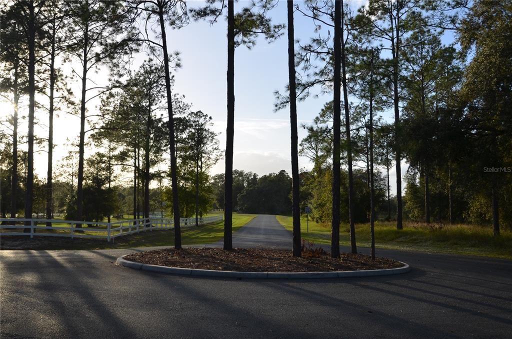 Traffic Circle to Community Dock