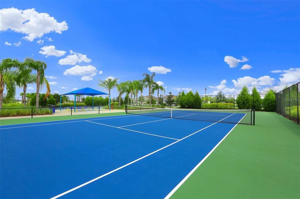 2 Tennis Courts