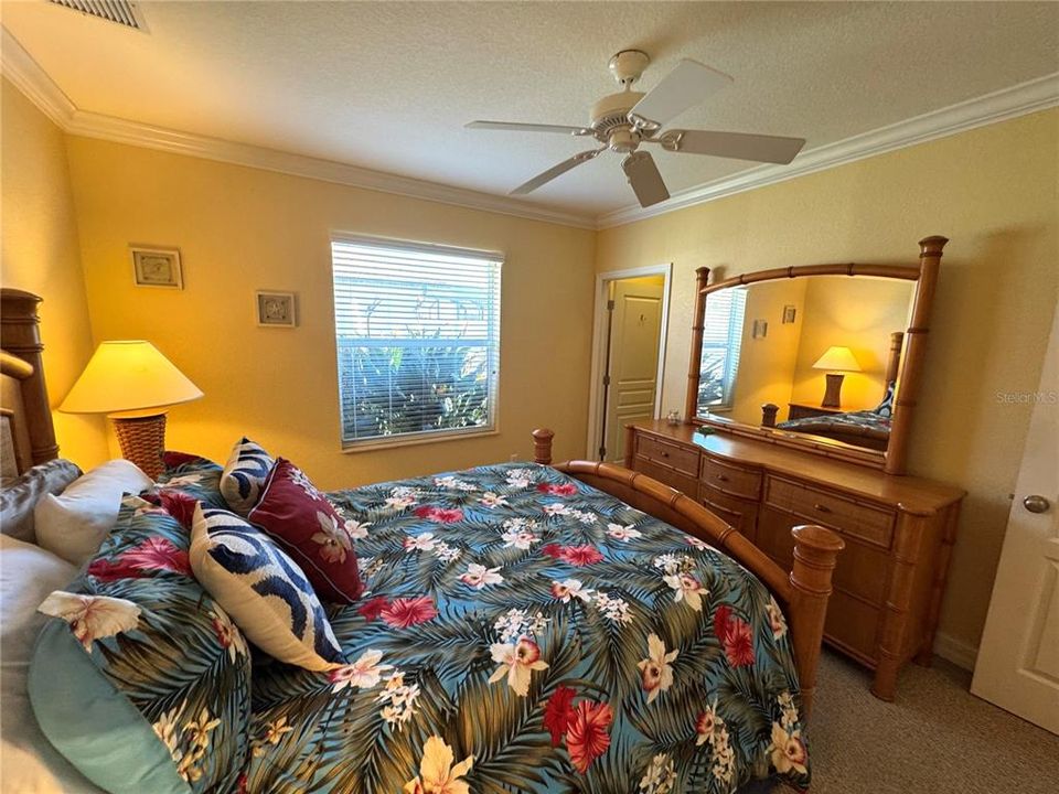 Guest bedroom 2 with walk-in closet