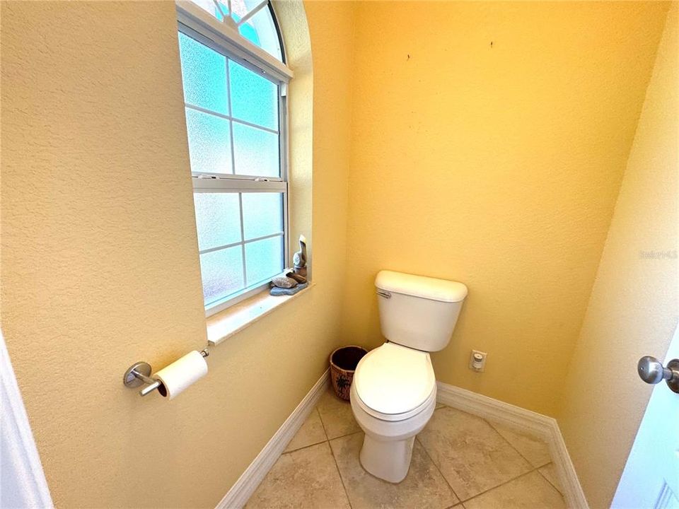 Private commode