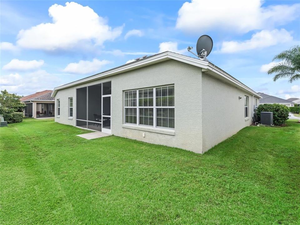 For Sale: $525,000 (3 beds, 2 baths, 2124 Square Feet)