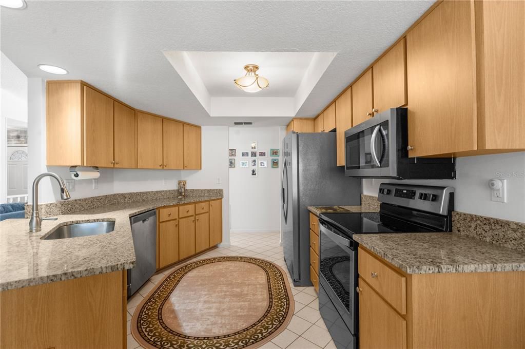 For Sale: $284,900 (2 beds, 2 baths, 1514 Square Feet)