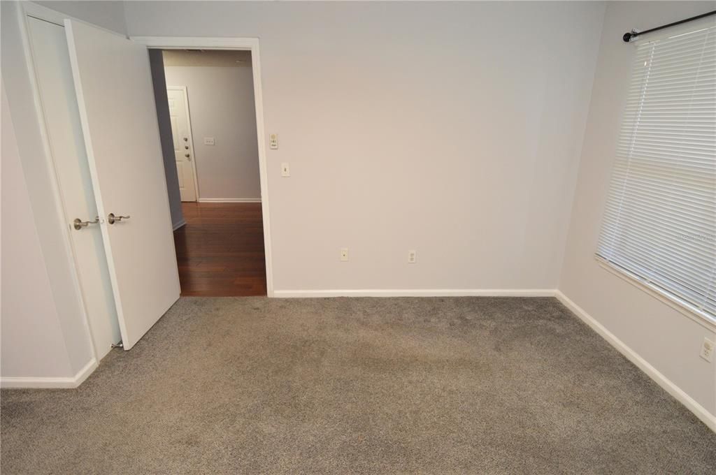 For Rent: $1,500 (1 beds, 1 baths, 700 Square Feet)