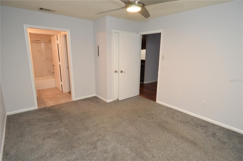 For Rent: $1,500 (1 beds, 1 baths, 700 Square Feet)