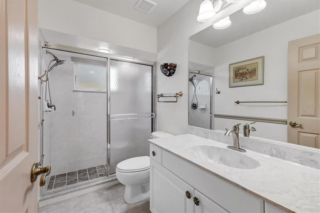 For Sale: $449,900 (3 beds, 2 baths, 1947 Square Feet)