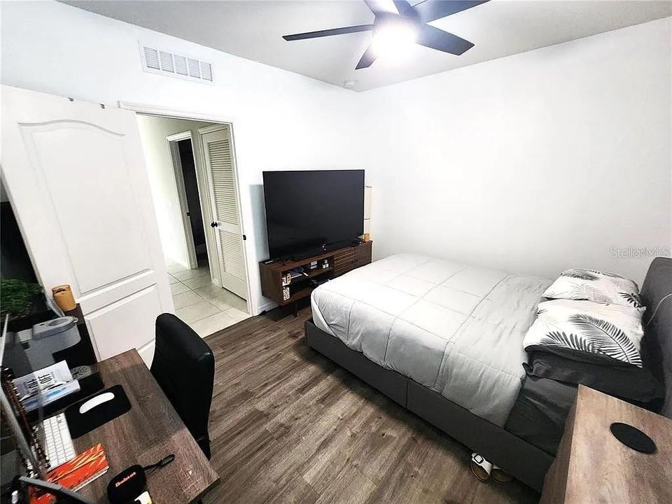 For Rent: $2,500 (3 beds, 2 baths, 1617 Square Feet)