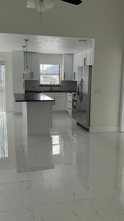 En Venta: $399,000 (3 camas, 2 baños, 1473 Pies cuadrados)