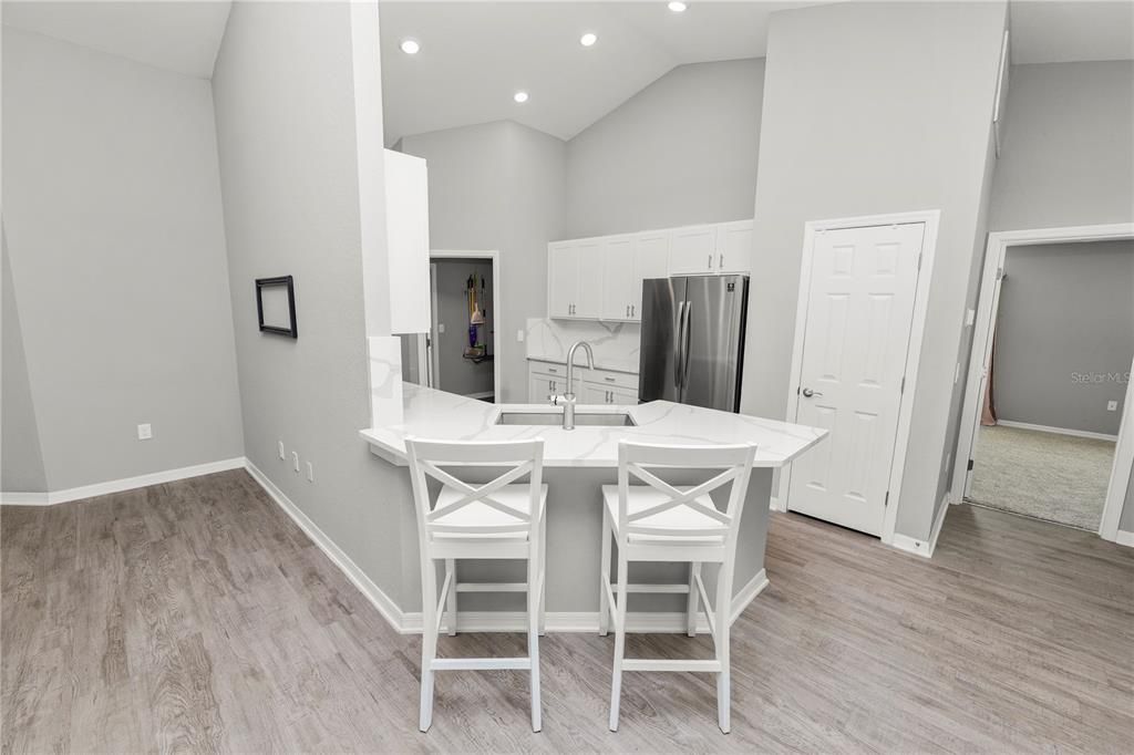 For Sale: $389,000 (3 beds, 2 baths, 1839 Square Feet)