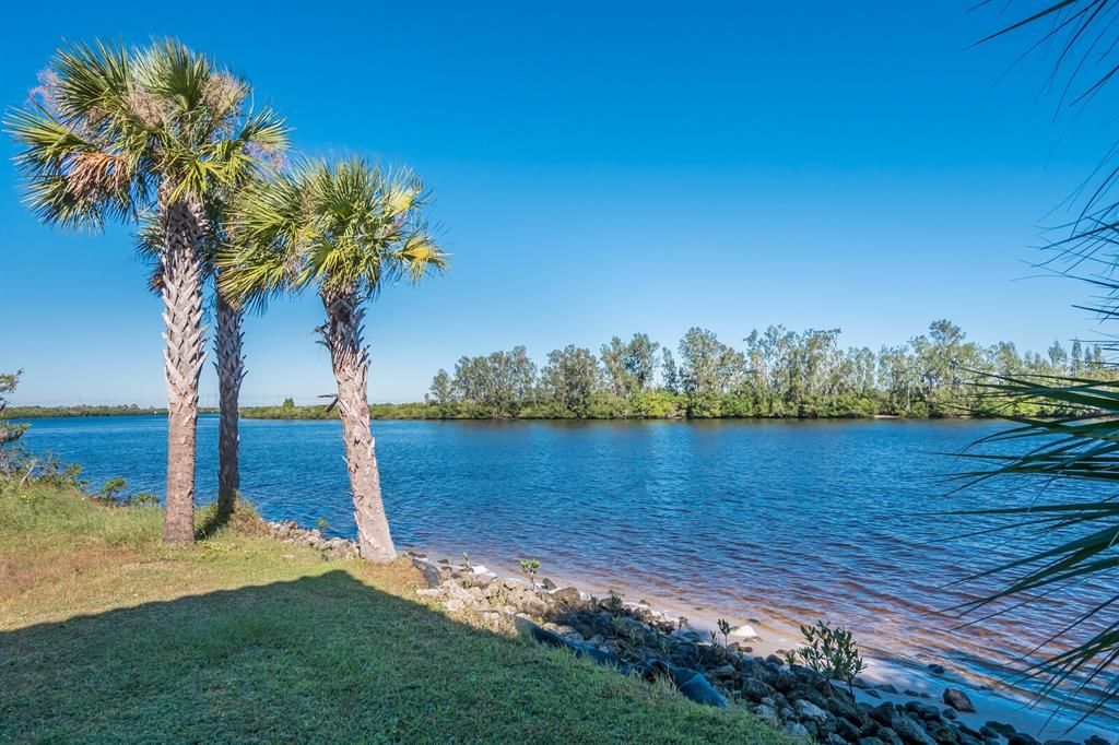 For Sale: $489,000 (3 beds, 2 baths, 1666 Square Feet)