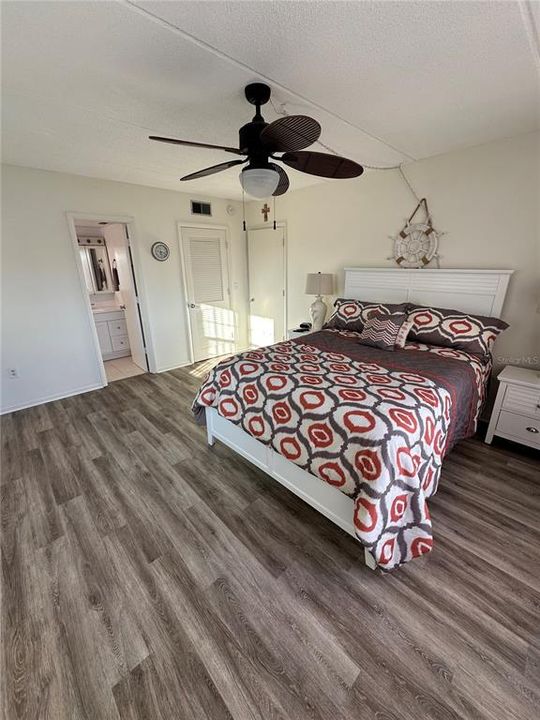 出租: $2,500 (2 贝兹, 2 浴室, 1062 平方英尺)